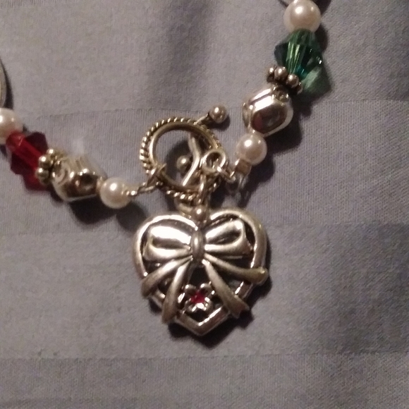 Peace Love Joy Christmas Bracelet 8" - Picture 4 of 4